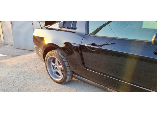 Странични раздувки за Ford Mustang (2010-2014) image