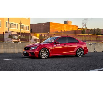 Prior Design Black Edition тунинг пакет за Mercedes W204 седан