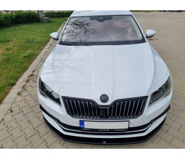 Спойлер за предна броня Maxton design за Skoda Superb (2015-2019)